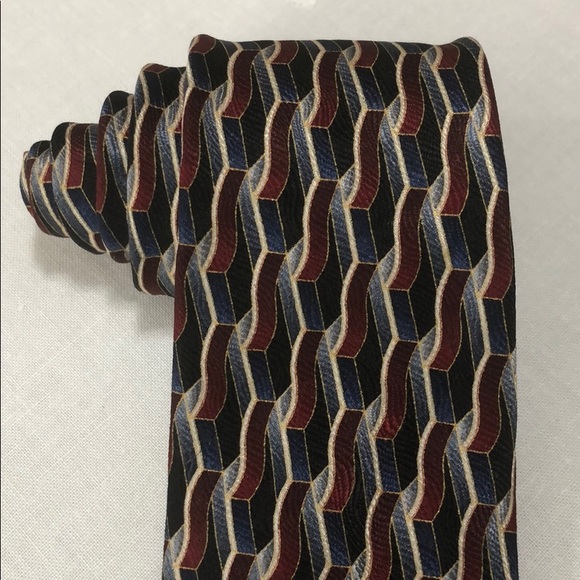 VAN HEUSEN Silk Tie Burgundy Blue Gray 52” Long x 3” Wide - Picture 2 of 8